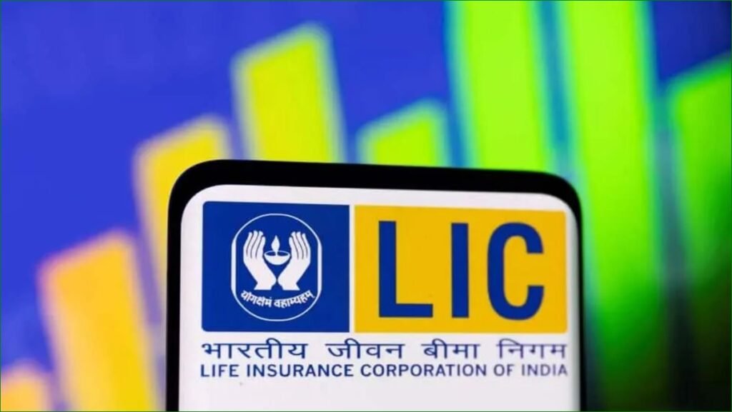 There is no positive signal from gray market for LIC’s IPO