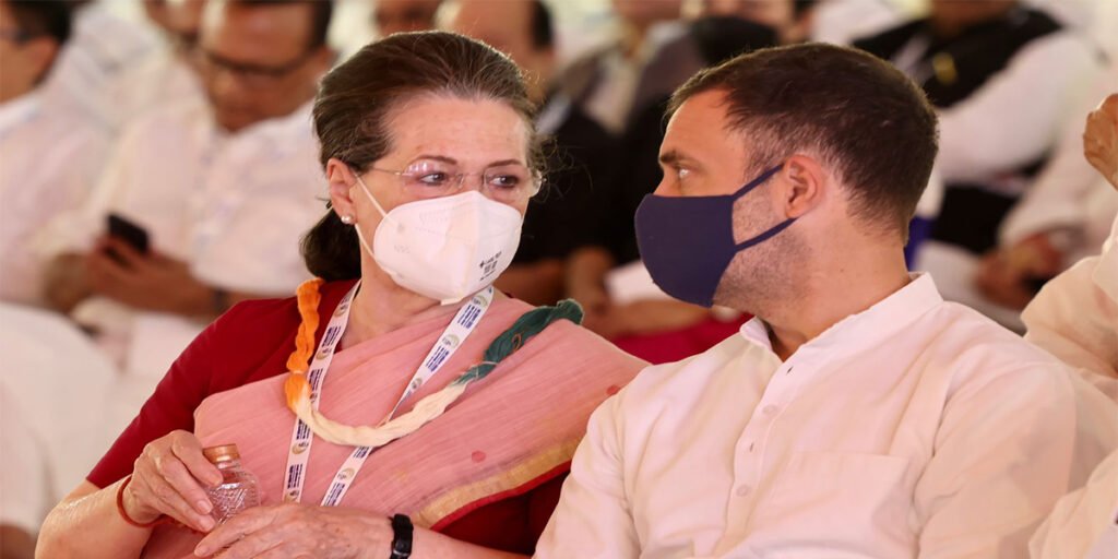 Sonia, Rahul try to kill themselves