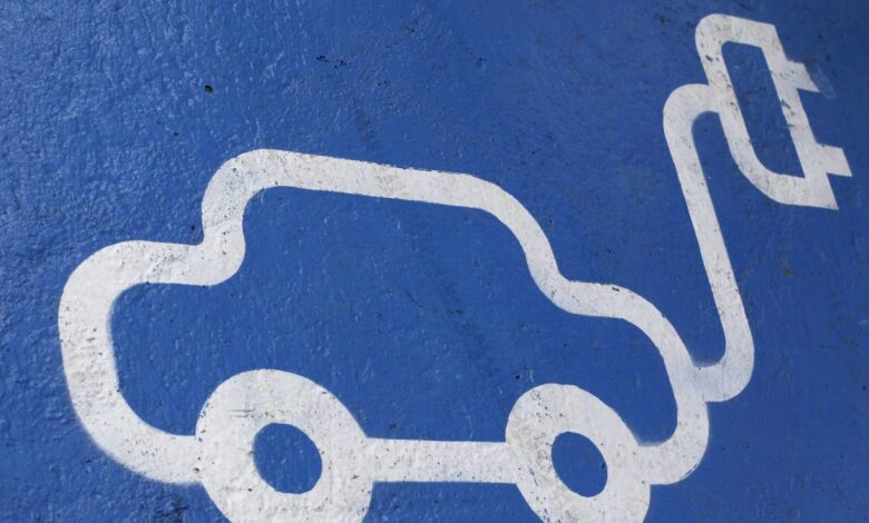 Electric Vehicles Could Take 33 Percent of Global Sales by 2028, Says AlixPartners