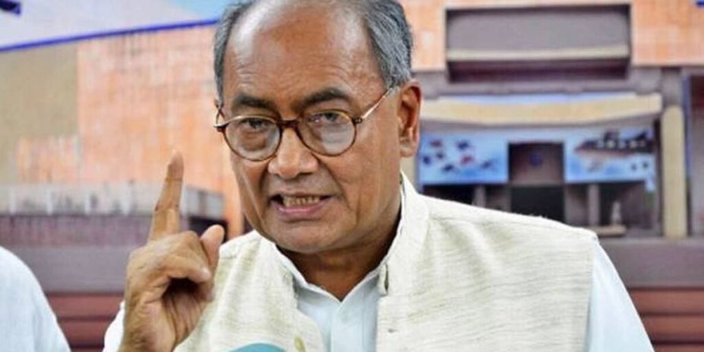 Police is helping BJP: Digvijay Singh