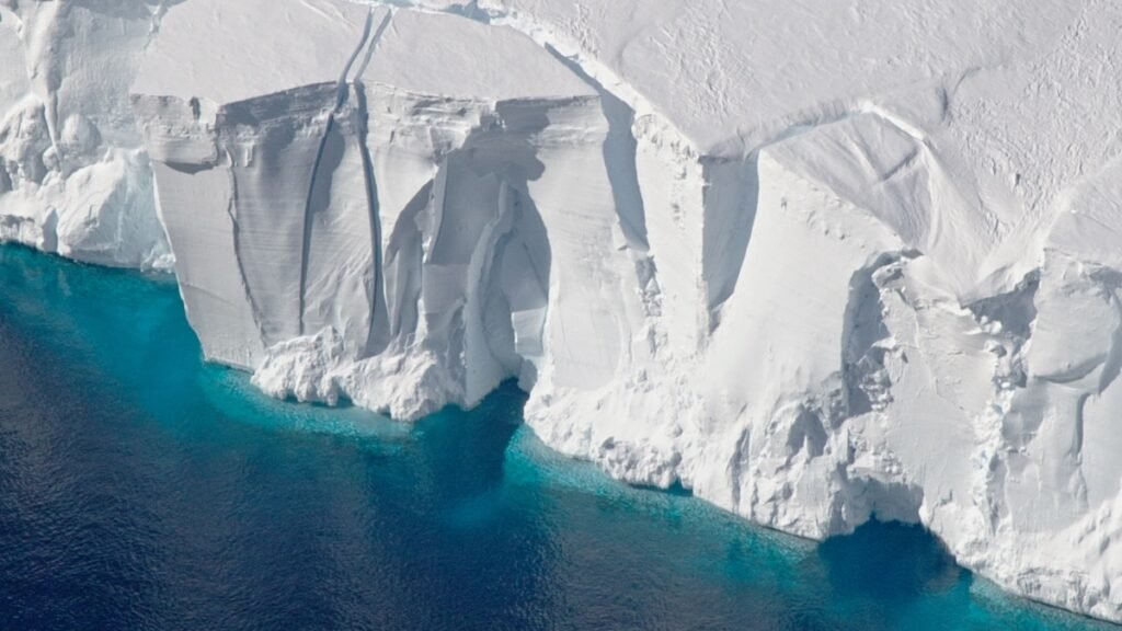 NASA’s Study Shows Antarctic Ice Shelf Crumbling Faster Than Imagined