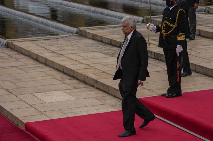 Sri Lankan President Wickremesinghe will present the interim budget on Tuesday amidst the pauper, know how the country is going through