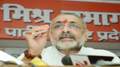 BJP reminds Congress of riots