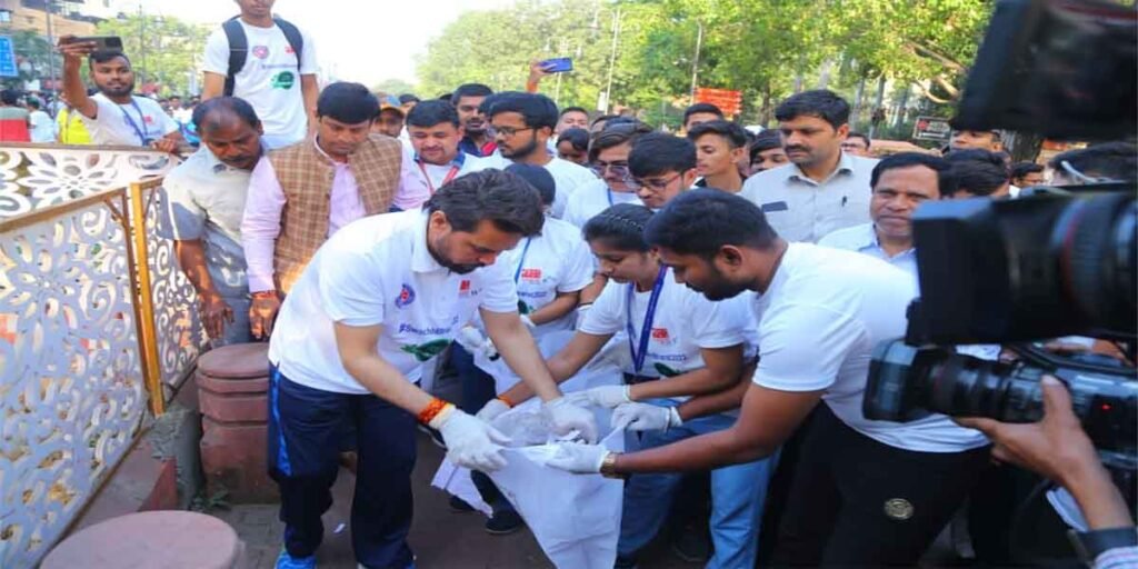 Anurag Thakur launches special cleanliness drive