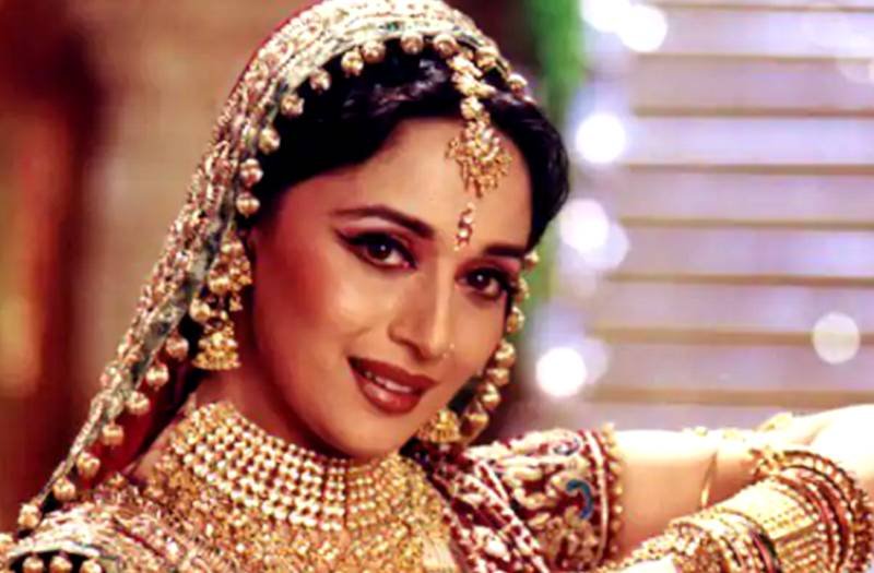 Madhuri Dixit’s lookalike is winning the hearts of the fans, even the husband of the actress will be confused