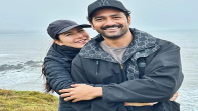 Vicky and Katrina were seen spending beautiful time with their family on the beach.